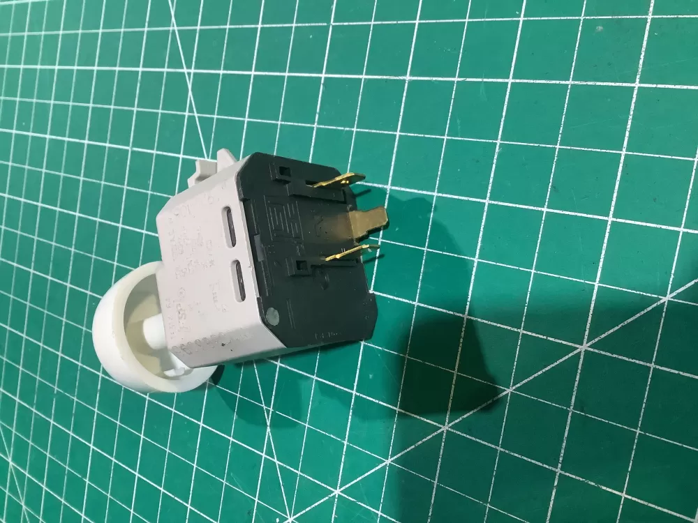 Maytag W10563095 WPW10563095 Dryer WP Switch AZ143523 | SL175