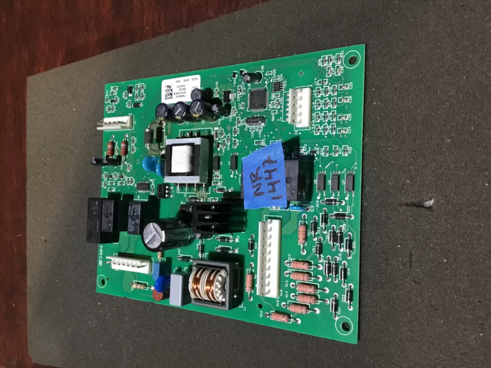 Whirlpool Maytag W10312695B Refrigerator Control Board AZ77799 | NR1447