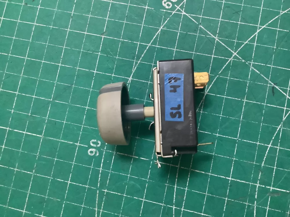 Maytag Dryer 2205065 Switch AZ221403 | SLA47