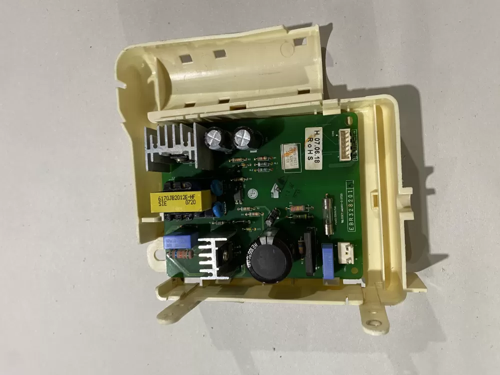 LG EBR32820101 Refrigerator Control Board AZ168478 | BK2576