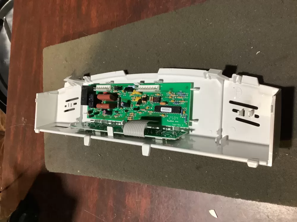 Amana VSZ12784405 Refrigerator Control Board AZ113307 | NR2125