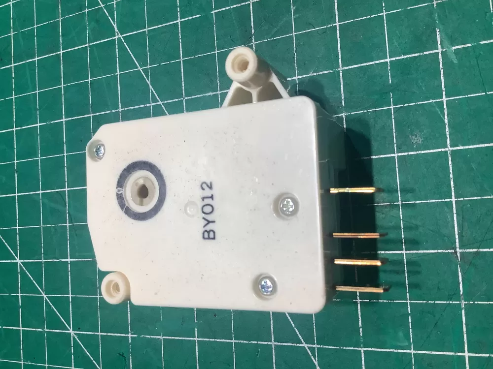 Frigidaire Kenmore 215846604 Refrigerator Defrost Timer AZ143236 | AR649