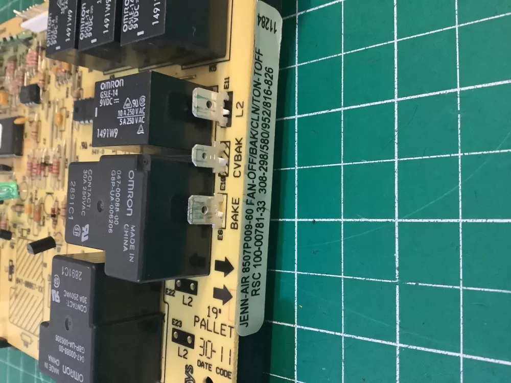 Jenn-Air 60 74006613 Oven Jenn Air Control Board Relay AZ210214 | NR2605