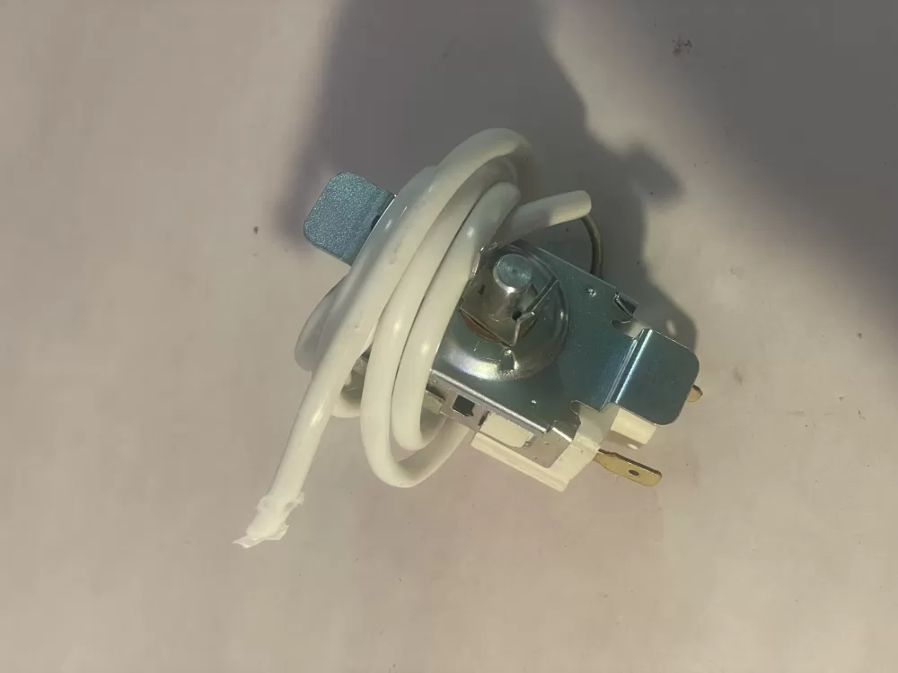 Westinghouse PS8769007 Thermostat Cold Control AZ197450 | KM2730