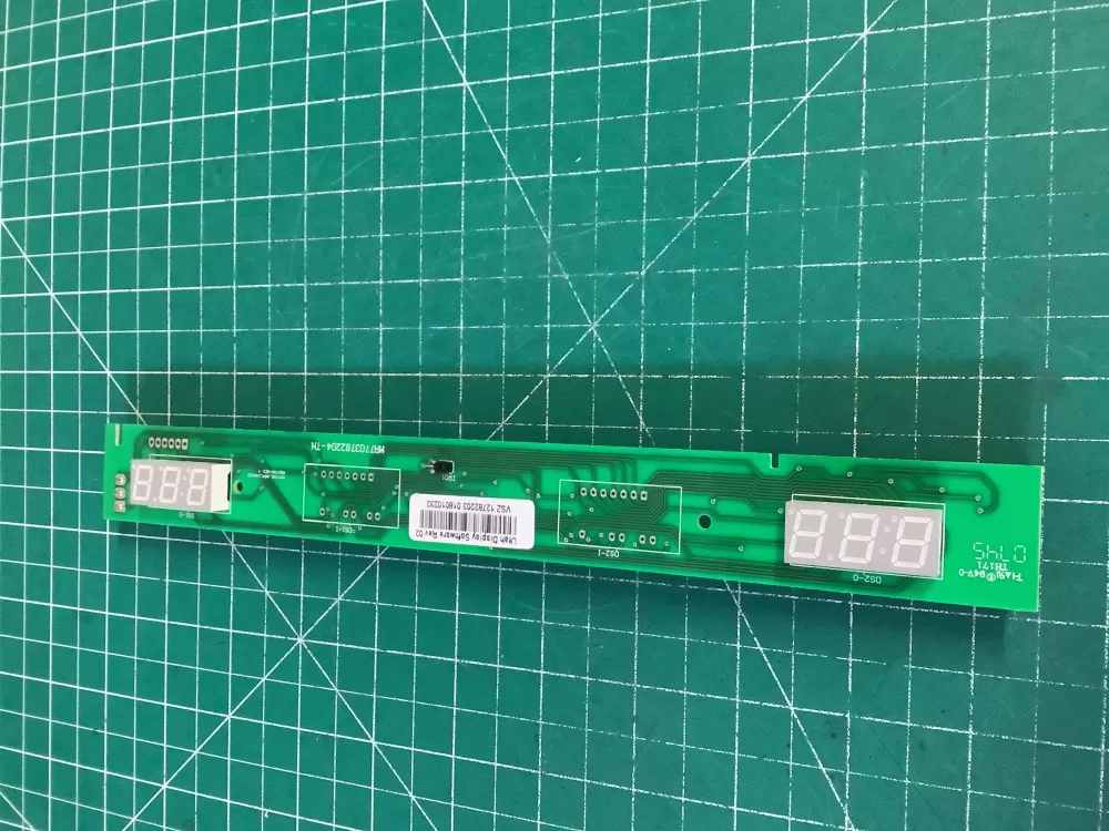 Maytag W10207861 Refrigerator Control Board Temp Display AZ231693 | NR605