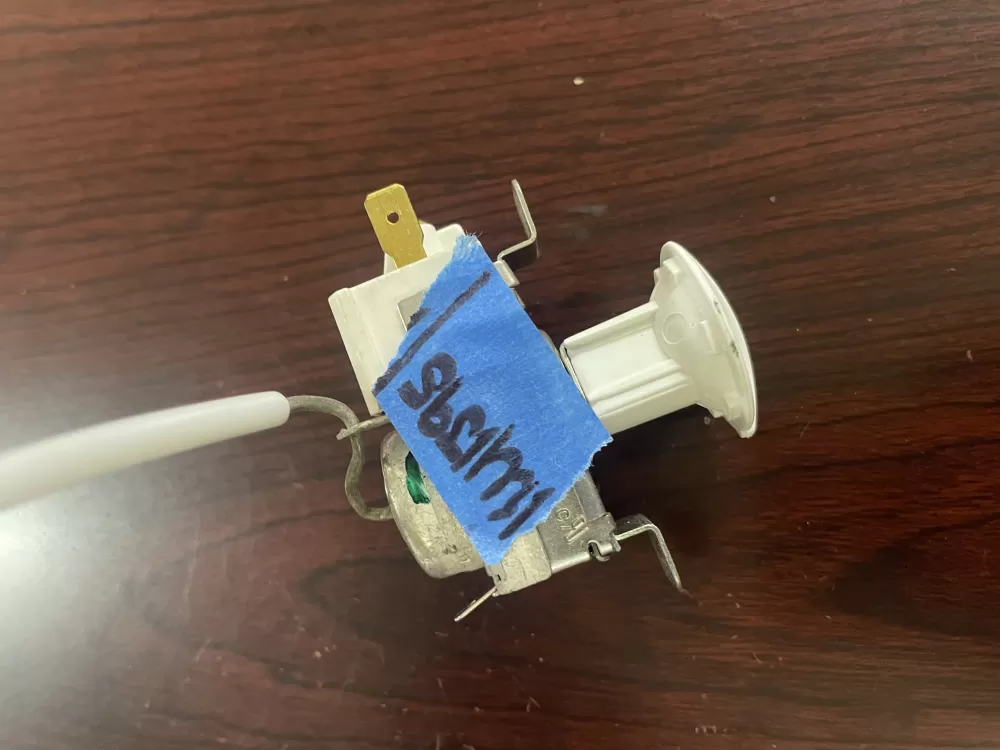 Whirlpool Maytag 450226-16 Refrigerator Thermostat AZ73922 | KM1395