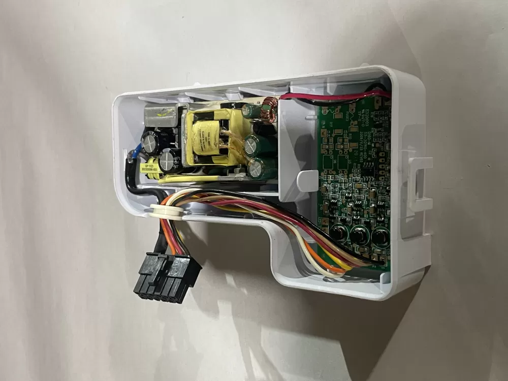 Kenmore  Whirlpool  Jenn-Air  KitchenAid W11038857  AP6039992  W10292715  W10356137  WPW10292715  WPW10356137  4461798  PS11773197  W10724241 Refrigerator Inverter Control Board