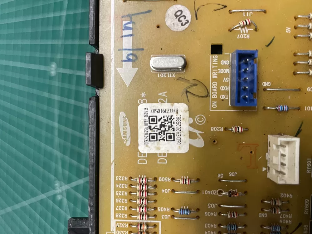 Samsung AP5917358 DE92 02588J Oven Range Control Board AZ204433 | Wmv905