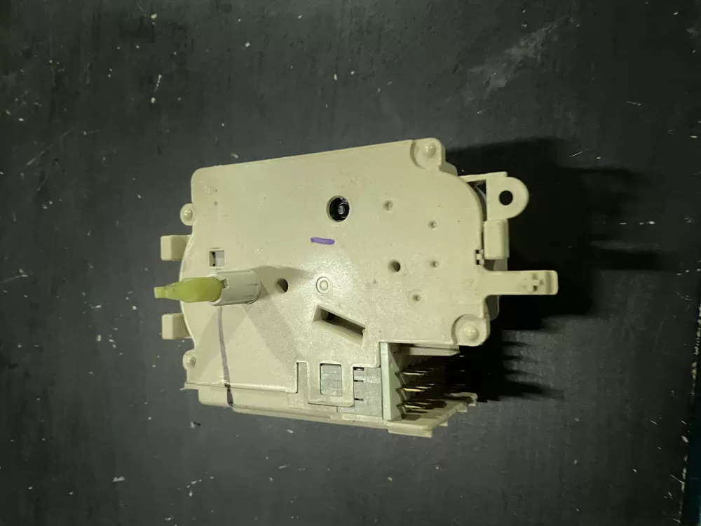 Whirlpool WP8557301  AP6013162  8557301  1060748  8557301R  PS11746384  8557301A Washer Timer Control