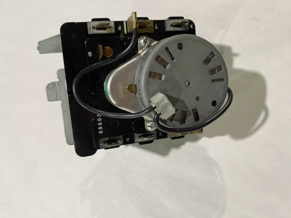 GE 572D520P021 WE4M271 Dryer Timer AZ161951 | BK262