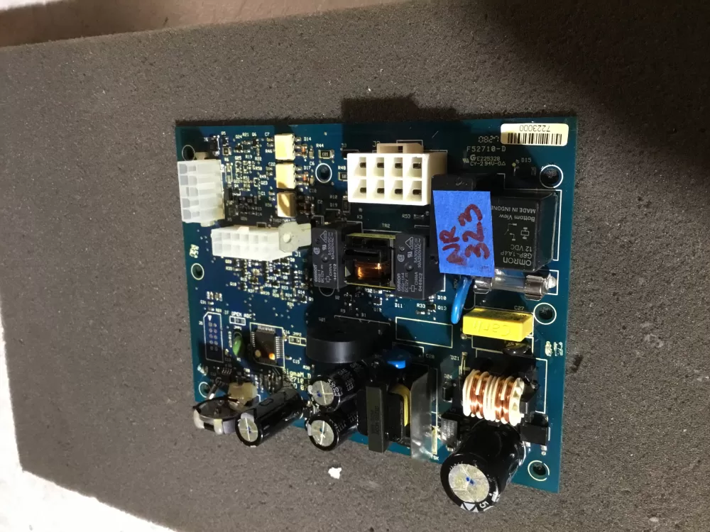 Frigidaire 5304465594 Refrigerator Ice Maker Control Board  AZ101934 | NR323