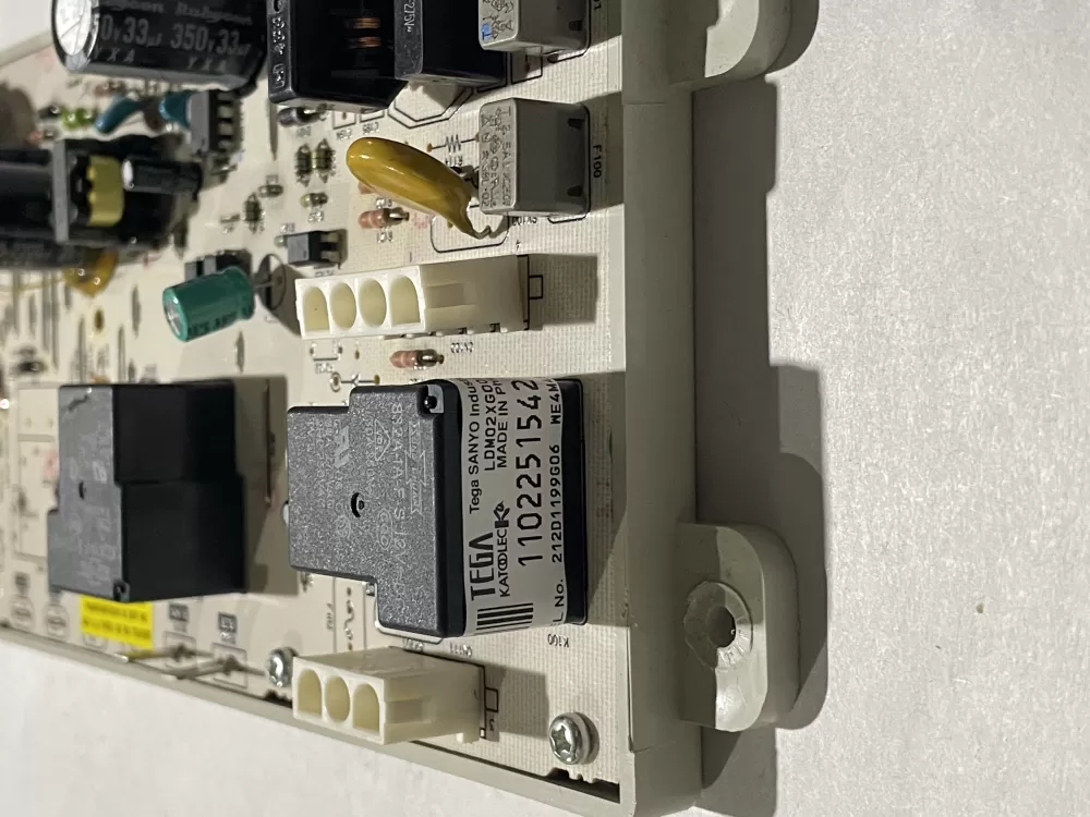 GE 212D1199G06 WE4M486 Dryer Control Board AZ196483 | KMV511
