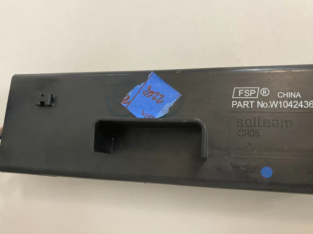 Whirlpool W10424360 Refrigerator Ice & Water Control Assembly AZ124860 | BK2268