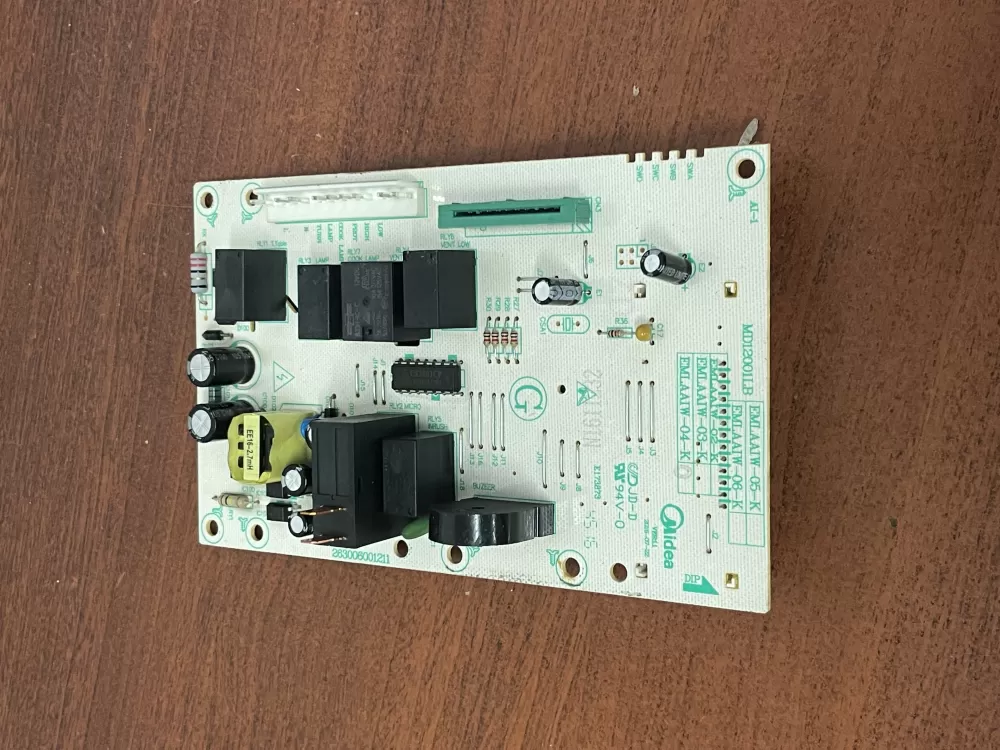 GE MD12001LB EMLAAGE-04-K 17170000008243 Microwave Control Board