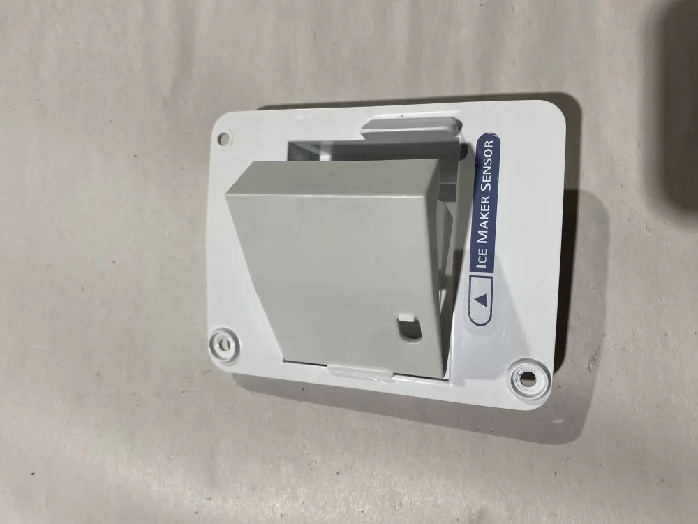 Whirlpool  Kenmore  Maytag  KitchenAid W10757851  AP5956767  W11629974  4389102  2198585  2198586  2220398  2220402  2255114  3452789  4388635  4389102R  PS10064583  TJ4389102R  W10193666  W10193840  W10290817 Refrigerator Ice Control Board