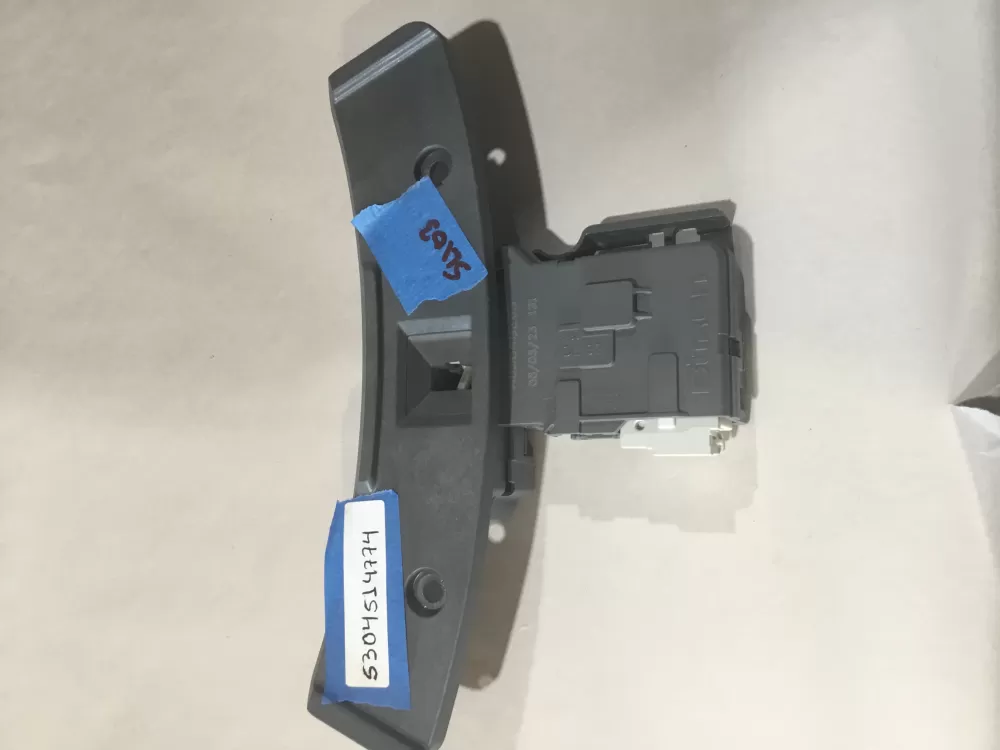Electrolux Door Lock 5304514774 / AP6329665 AZ101652 | Sl103
