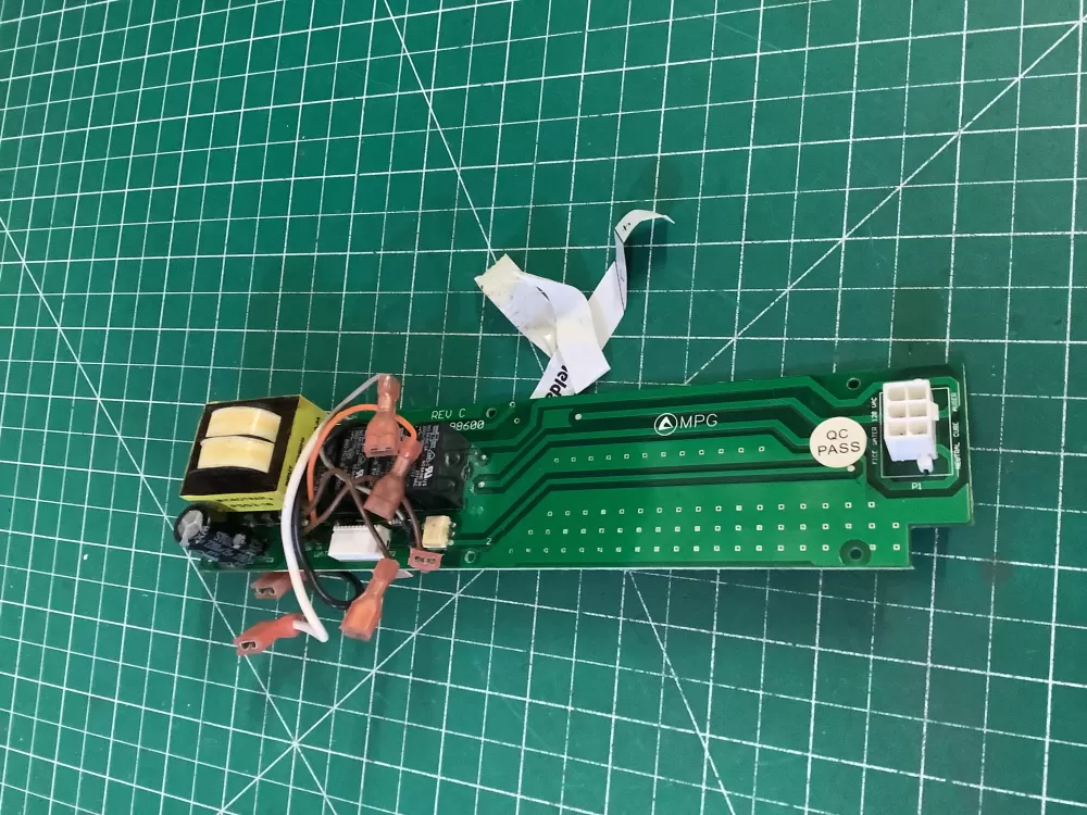 Crosley  Frigidaire  Kenmore  White Westinghouse 5304431764 241708202 Refrigerator Control Board