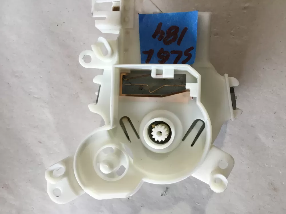 Bosch 9000761227 Dishwasher Diverter Motor AZ150099 | SL184