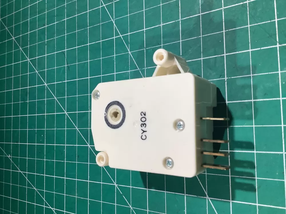 Frigidaire Kenmore 215846604 Refrigerator Defrost Timer AZ136354 | SL254