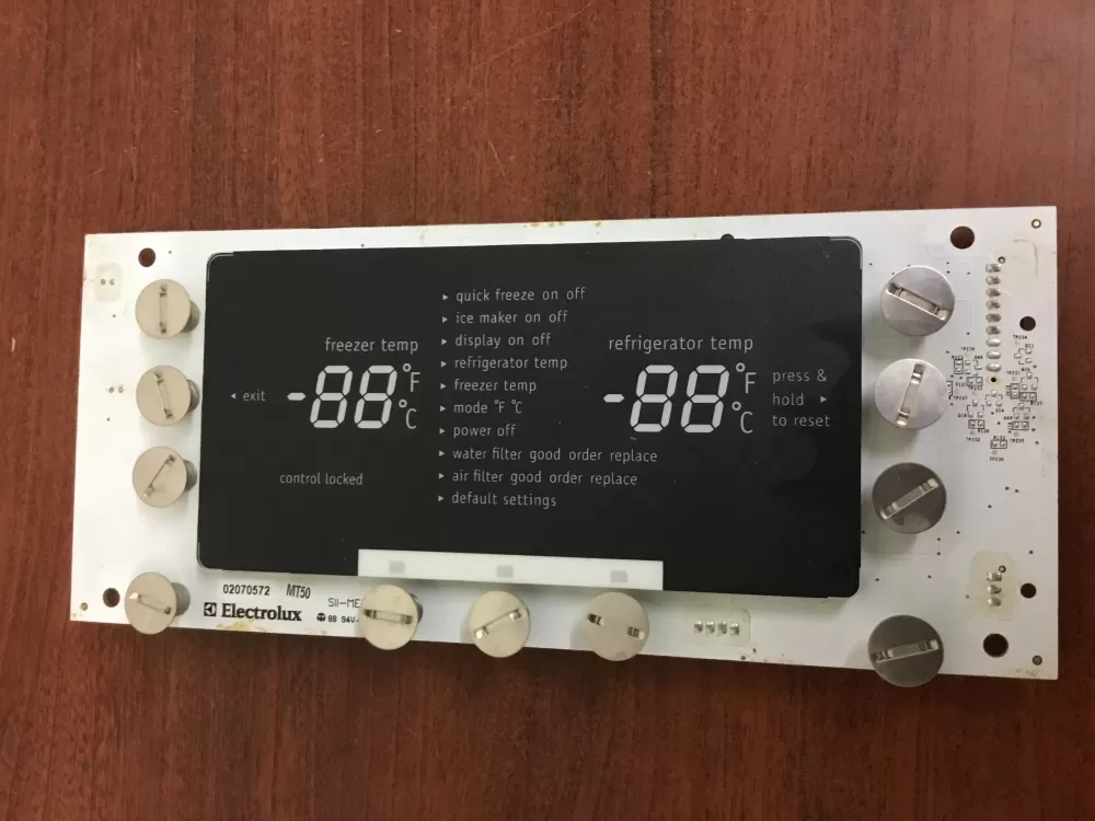 Frigidaire 242209702 Refrigerator Control Board AZ33241 | NR109