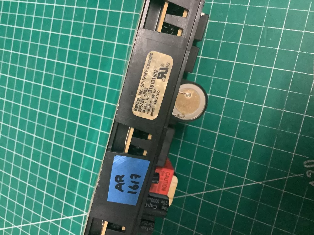 Frigidaire Range 316131602 Main Control Board AZ209561 | AR1617