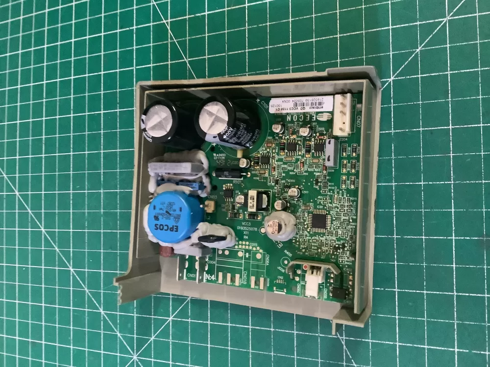 GE 200D5948P012 Refrigerator Control Board Inverter AZ195103 | NR652