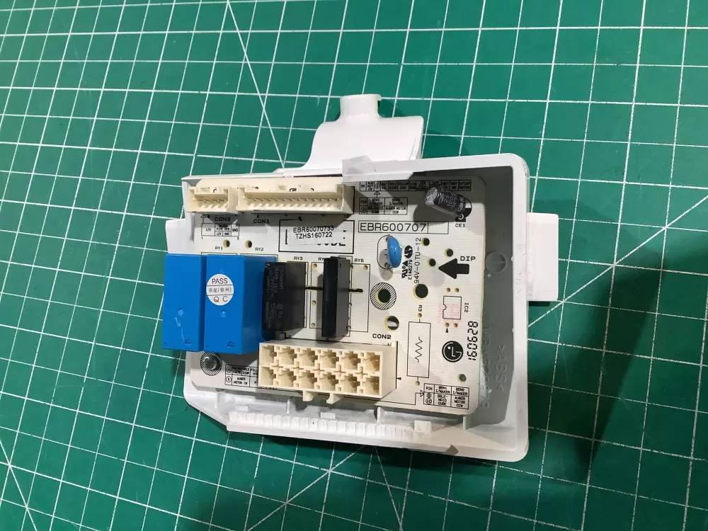 LG EBR60070733 Refrigerator Control Board  BK2105 AZ151957 | NR1370
