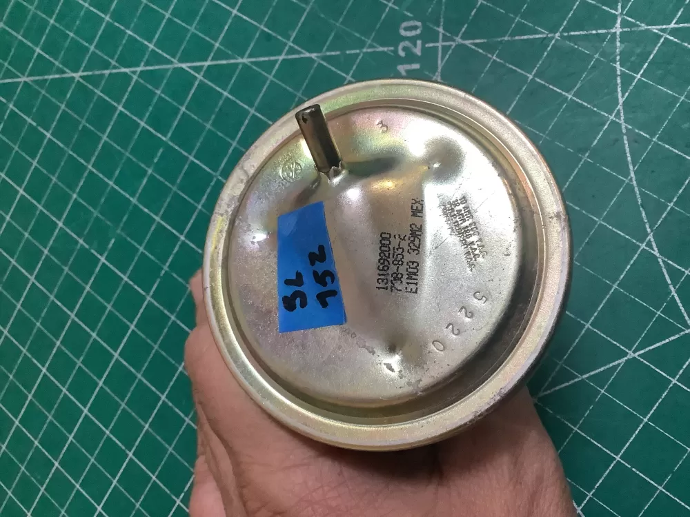 Frigidaire 134422700 Washer Water Level Pressure Switch AZ220726 | SLA152