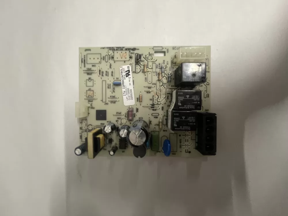 Whirlpool WPW10135090  AP6015557  W10135090  2252189  2252189EXCR  2255239  2255239EXCR  2304056  2304056EXCR  2304095  2304095EXCR  PS11748838  W10135090R  W10135090REXCR Refrigerator Main Control Board