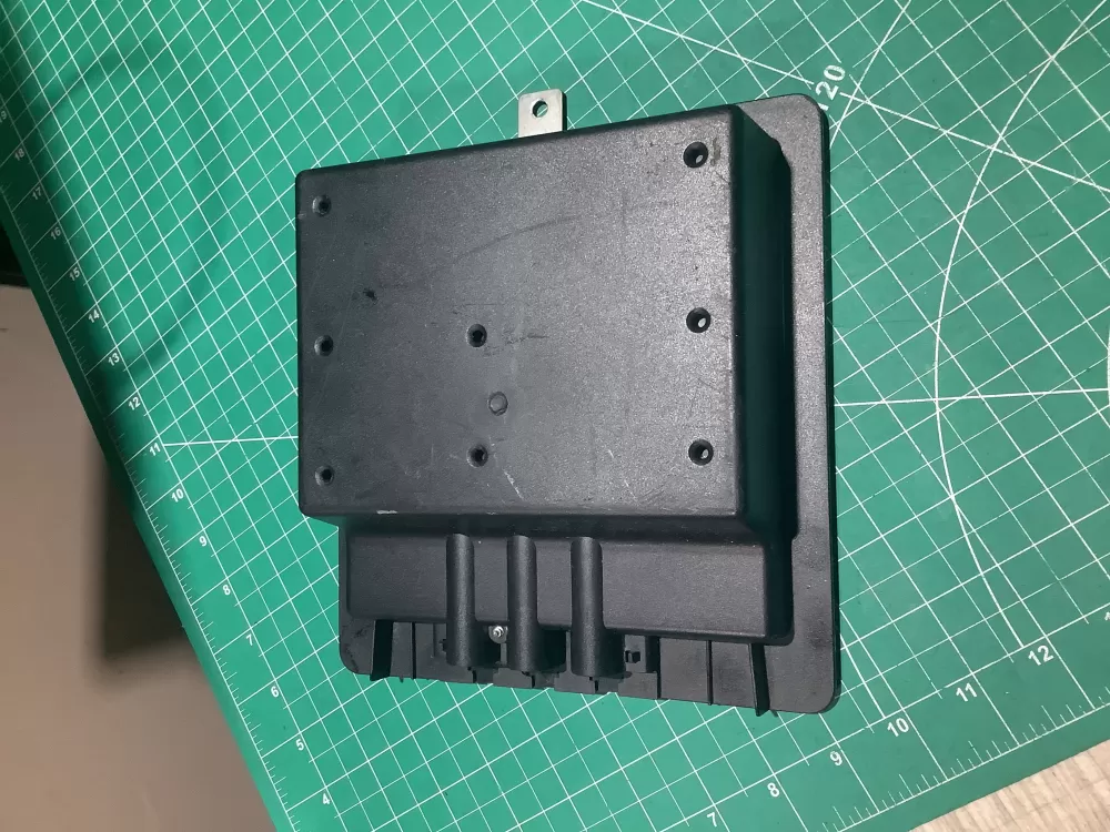 Electrolux  Frigidaire  Kenmore 241511102  AP3683024  240596401  1056492  7241511102  AH976761  EA976761  PS976761 Refrigerator Control Board