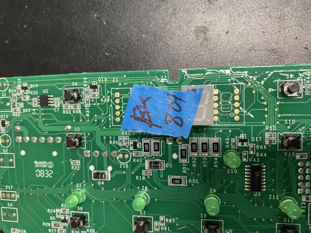 GE Hotpoint 200D7355G006 Refrigerator Control Board Dispenser AZ20329 | BK807