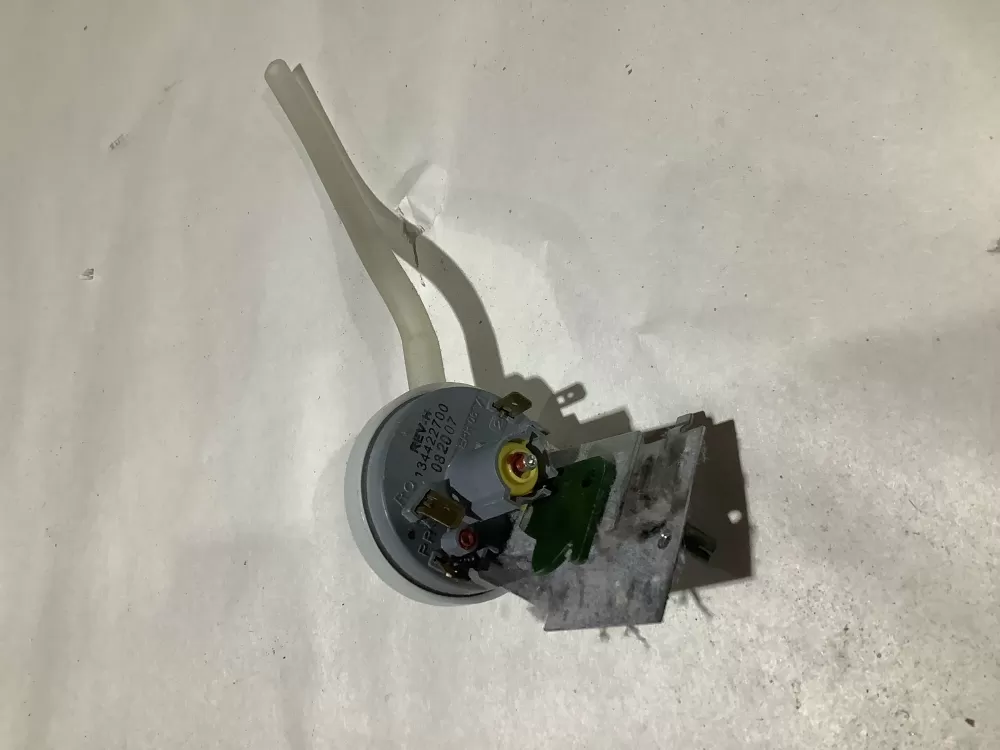 Frigidaire 134422700 Washer Crosley Pressure Switch Water Level AZ104560 | Sl86