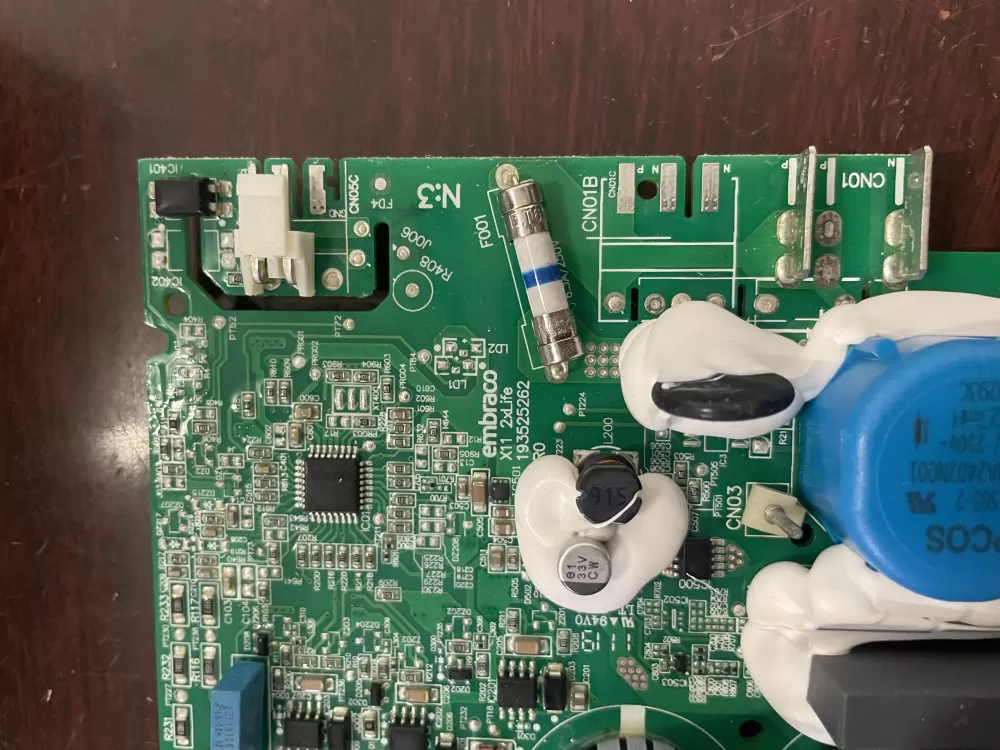 GE Vcc3 1156 V2 90 Refrigerator Control Board Inverter AZ47886 | KM700