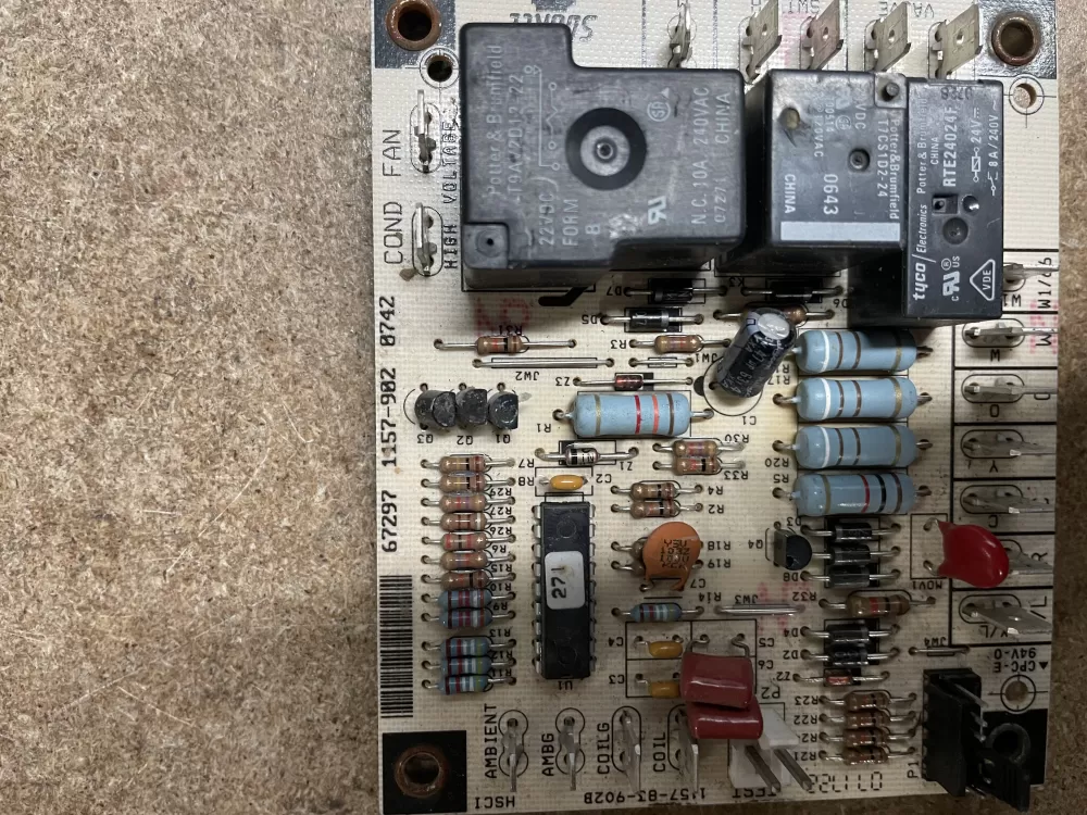 York Coleman 67297 1157 902  Defrost Fits Used Control Board AZ17529 | KM1377