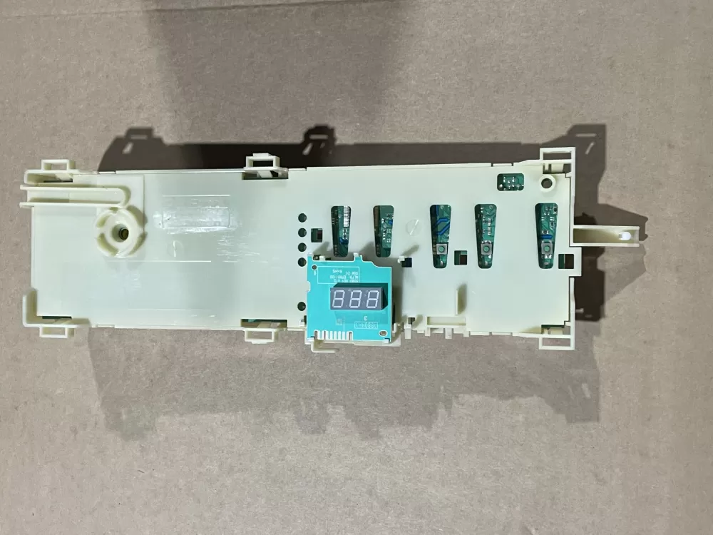 Bosch 546822-04  9000 125 753  9000125753  54682204  E136856 Dryer Control Board