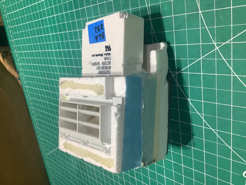 Frigidaire 242303001 Refrigerator Damper Motor Control  AZ168879 | SL232