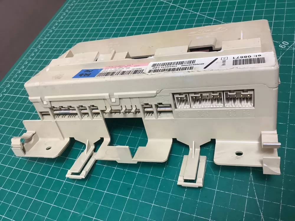Whirlpool 8182696 2461970207491-02 Washer Control Board AZ226654 | ARV979