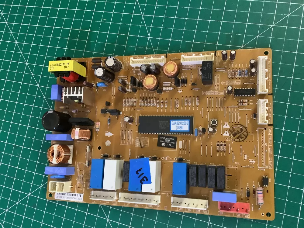 LG Kenmore EBR62357901 Refrigerator Control Board AZ196576 | NR317