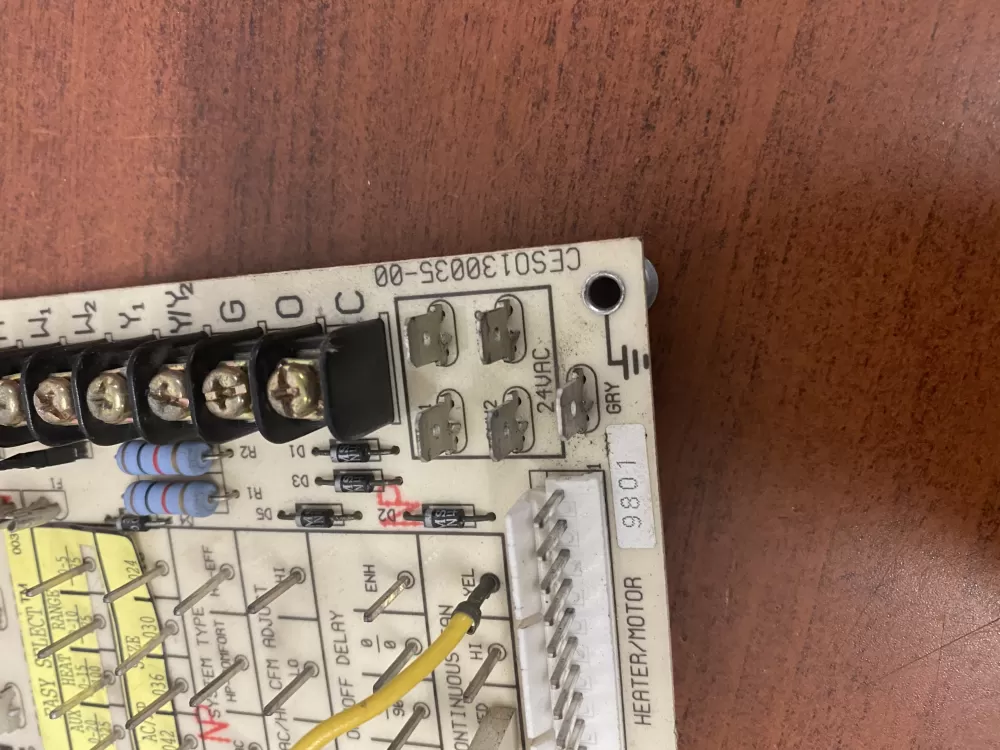 Carrier Bryant CESO130035 00 Control Board AZ45101 | BK1766