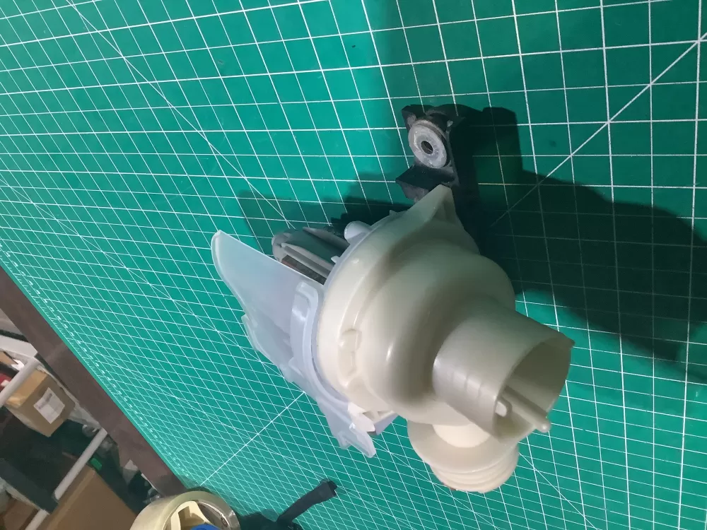 Frigidaire 137108100 Washer Drain Pump Assembly AZ143538 | SL143