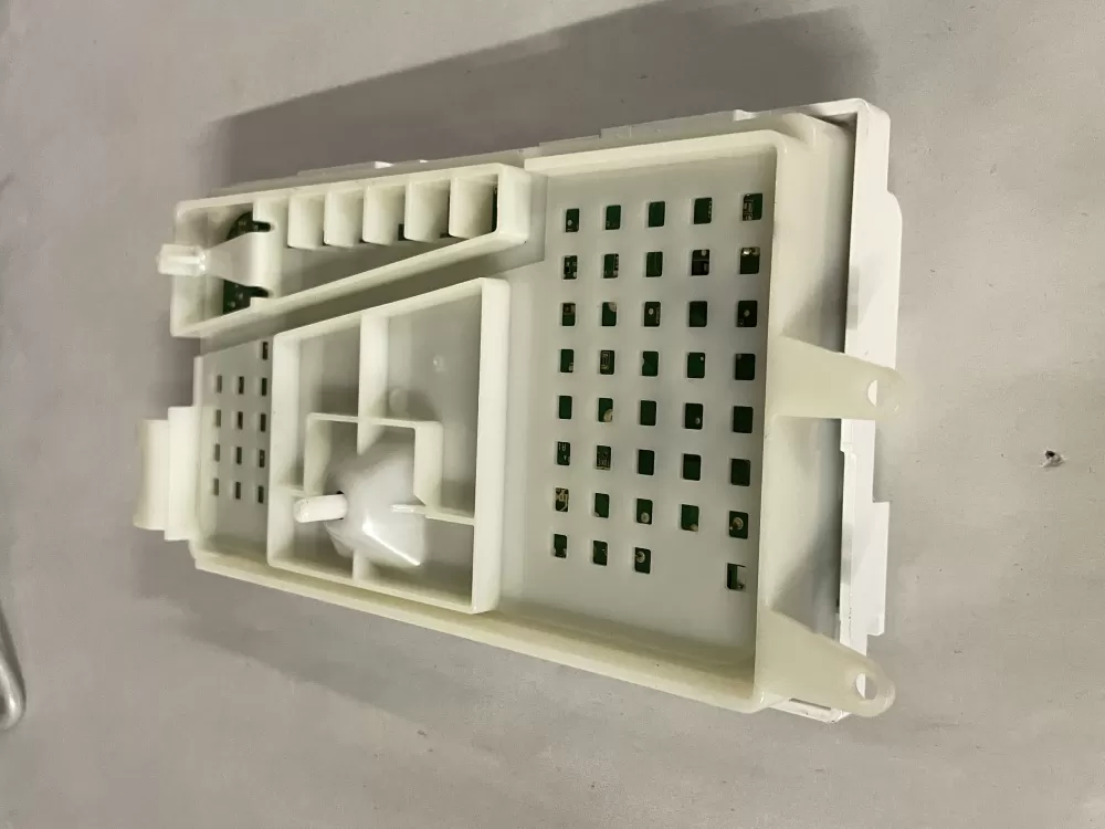 Whirlpool W10779753 control board AZ215984 | Wm912