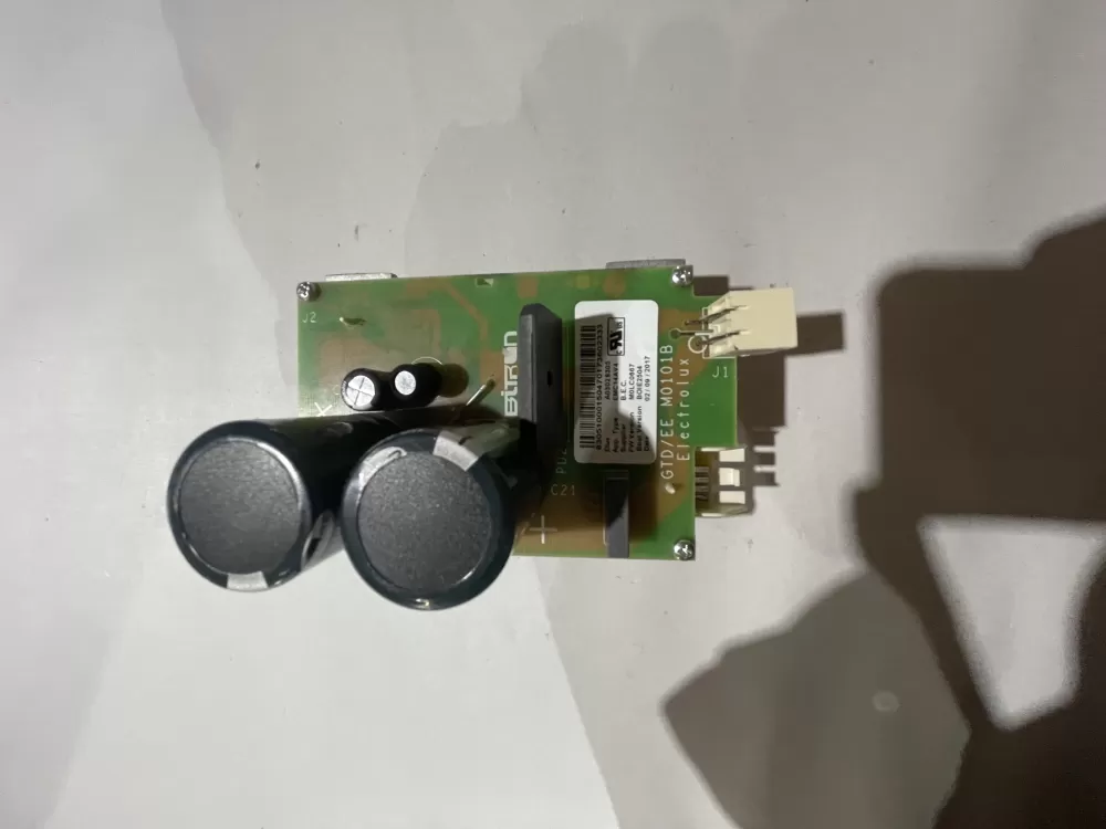 Electrolux A03028305 Control Board AZ191897 | KM1171