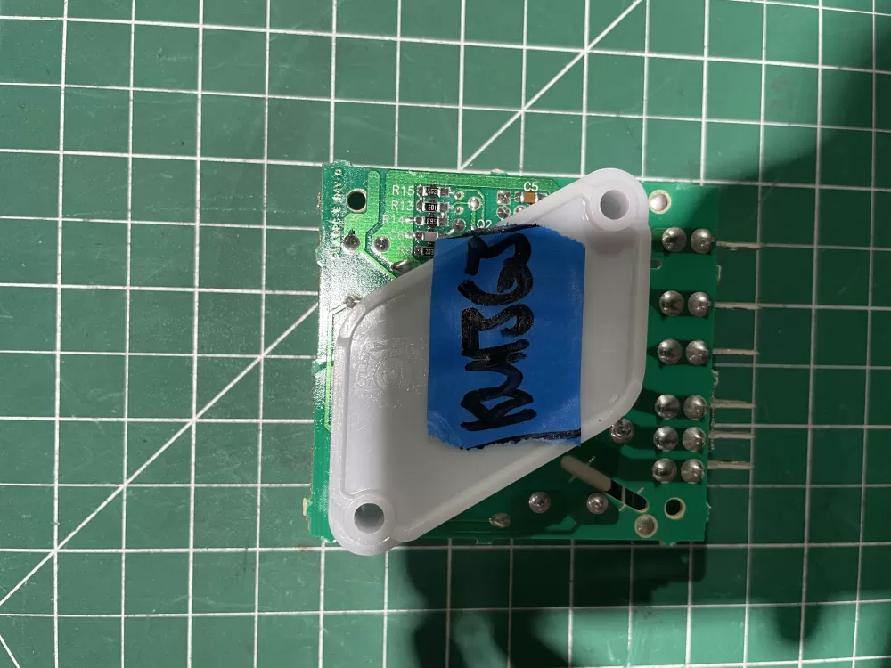 Whirlpool Kenmore 6105013 Refrigerator Control Board AZ132695 | KM1363