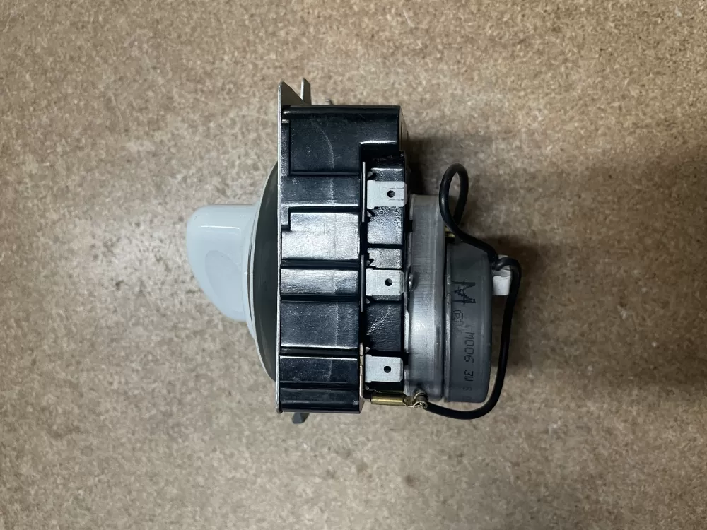 GE 572D520P021 WE4M271 Dryer Timer AZ22307 | KM1567