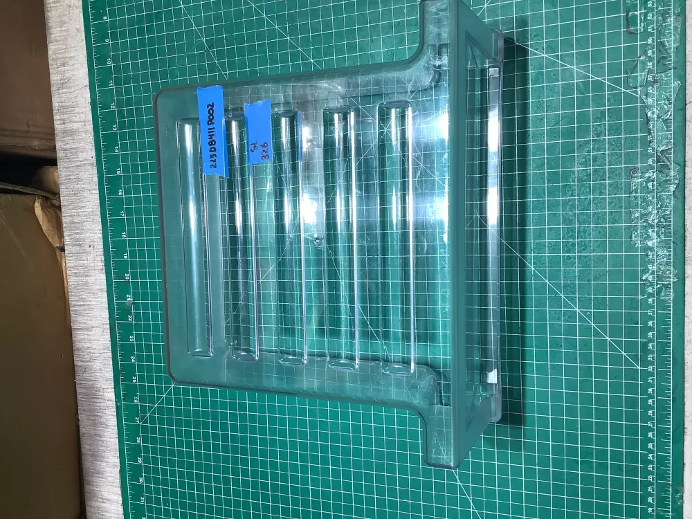 GE  225D8411P002 Refrigerator Crisper Drawer WR71X29583 AZ164397 | SL326