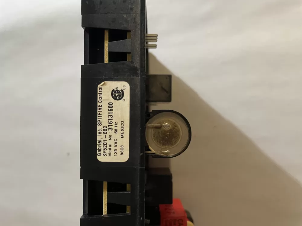 Frigidaire 316131600 SF5201 002 Range Control AZ161692 | KM184