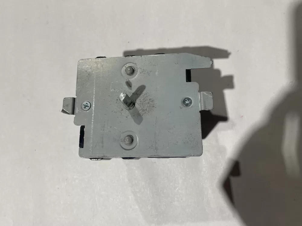 GE 572D520P021 WE4M271 Dryer Timer AZ123447 | KM499