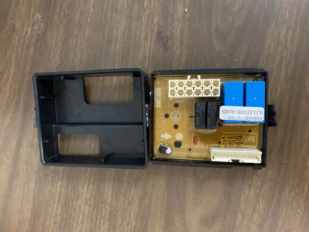 Kenmore LG EBR60070709 Refrigerator Control Board AZ31058 | BK1668