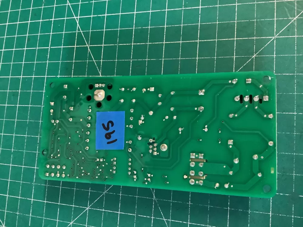 Whirlpool KitchenAid W10624574 Refrigerator Control Board AZ227906 | NR195