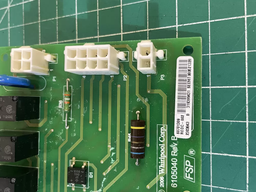 Whirlpool refrigerator control board WP2318054 AZ200834 | Wm2153